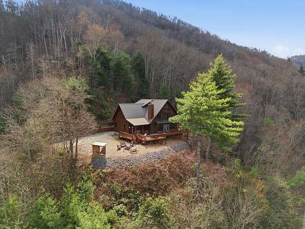 4 Acres of Land with Home for Sale in Topton, North Carolina
