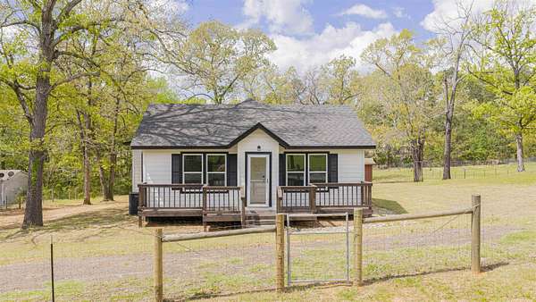 1.57 Acres of Land with Home for Sale in Kilgore, Texas