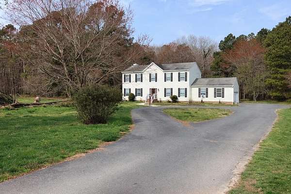 3.25 Acres of Land with Home for Sale in Atlantic, Virginia