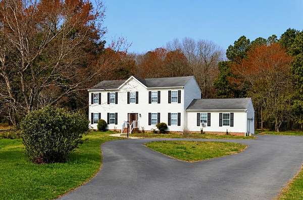 3.25 Acres of Land with Home for Sale in Atlantic, Virginia