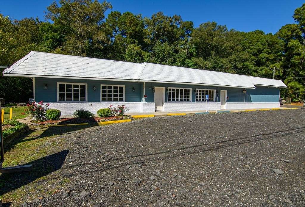 1.76 Acres of Improved Commercial Land for Sale in Melfa, Virginia