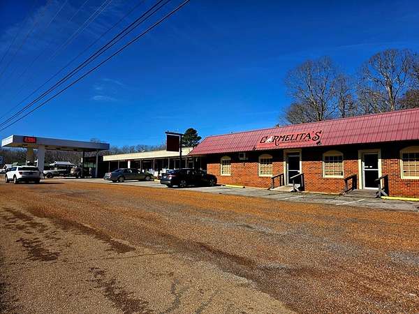 2 Acres of Improved Mixed-Use Land for Sale in Buchanan, Tennessee