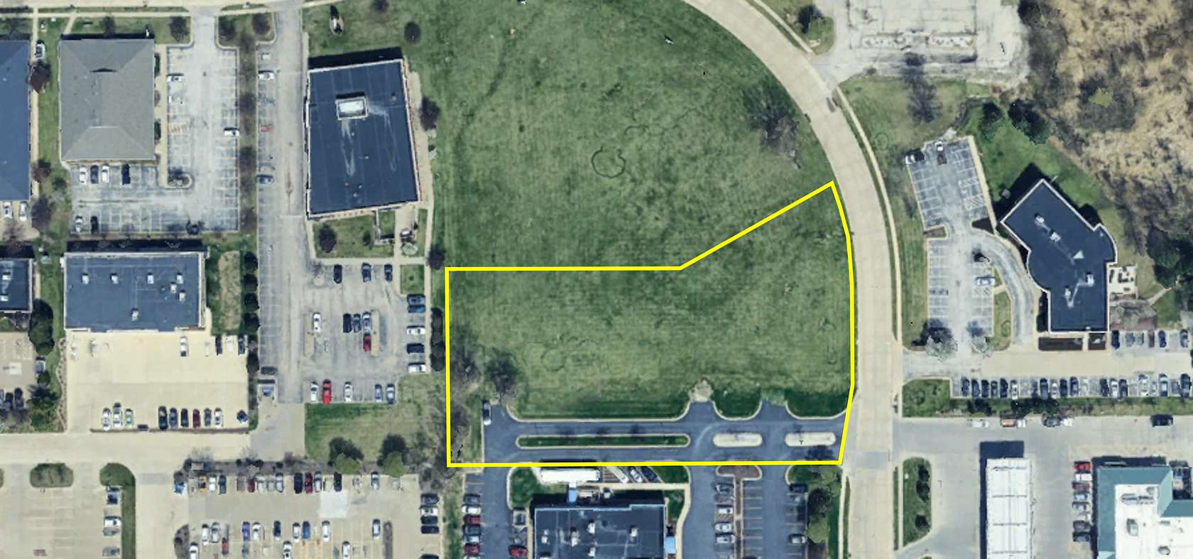 1.59 Acres of Commercial Land for Sale in Davenport, Iowa