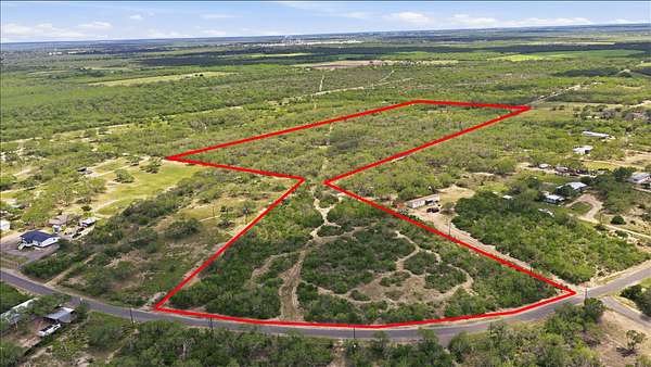 22.3 Acres of Land for Sale in Three Rivers, Texas