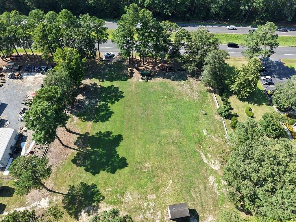 3 Acres of Commercial Land for Sale in Accomac, Virginia