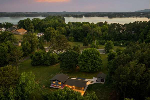 2.13 Acres of Land with Home for Sale in Spring City, Tennessee