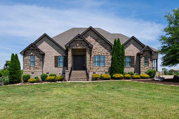 5 Acres of Land with Home for Sale in Gallatin, Tennessee