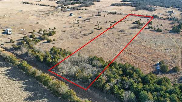 9.39 Acres of Land for Sale in Calera, Oklahoma