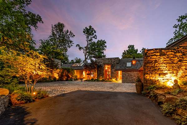 6.43 Acres of Land with Home for Sale in Nashville, Tennessee