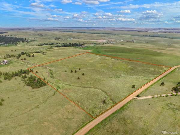 40 Acres of Land for Sale in Kiowa, Colorado