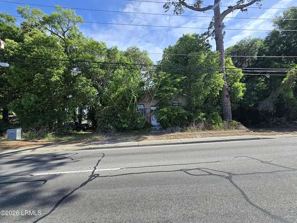 0.61 Acres of Commercial Land for Sale in Beaufort, South Carolina