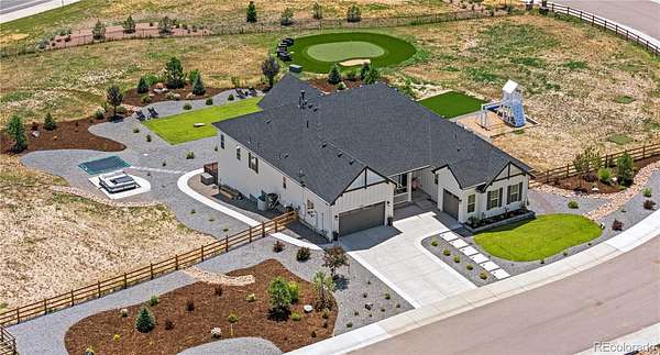 1.6 Acres of Land with Home for Sale in Castle Rock, Colorado