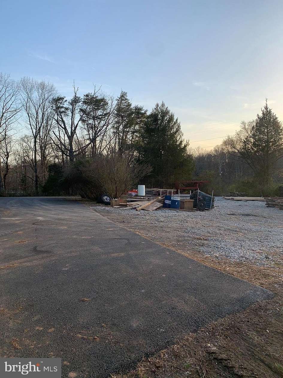 0.42 Acres of Commercial Land for Lease in Centreville, Virginia
