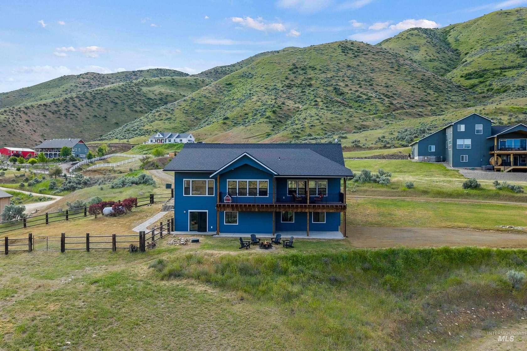 6 Acres of Land with Home for Sale in Horseshoe Bend, Idaho