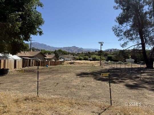 0.21 Acres of Land for Sale in Wofford Heights, California