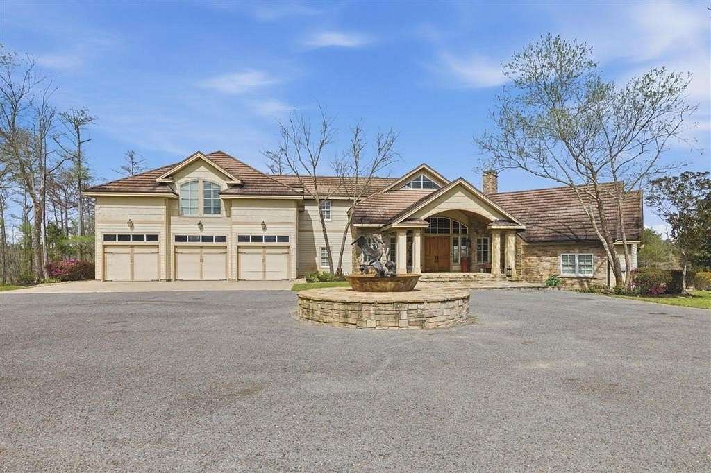 7 Acres of Land with Home for Lease in Westlake, Louisiana
