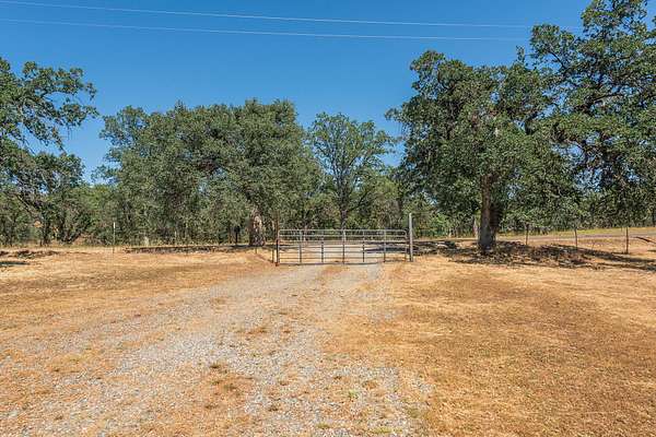 5 Acres of Land with Home for Sale in Igo, California