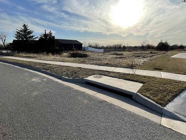 0.44 Acres of Residential Land for Sale in Hutchinson, Kansas