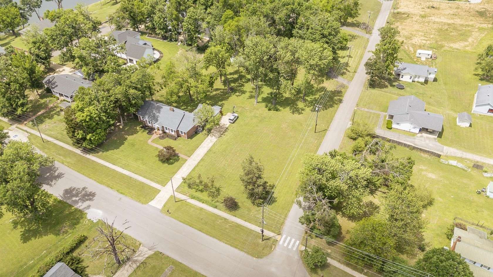0.75 Acres of Residential Land for Sale in Savannah, Tennessee