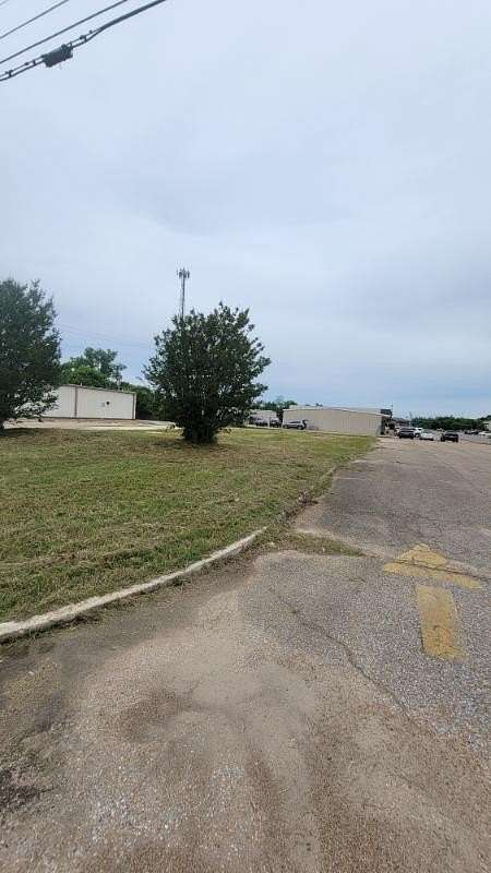 0.66 Acres of Residential Land for Sale in Tupelo, Mississippi