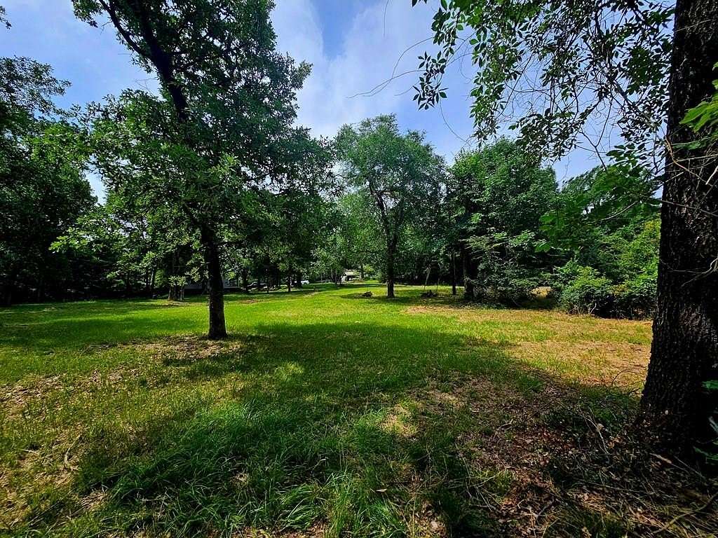 0.46 Acres of Residential Land for Sale in Mabank, Texas