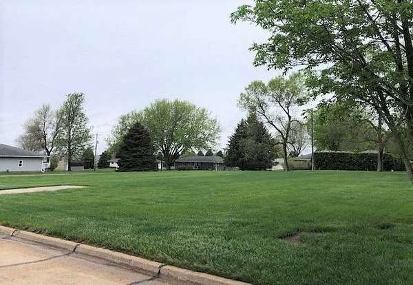 0.4 Acres of Residential Land for Sale in Wausa, Nebraska