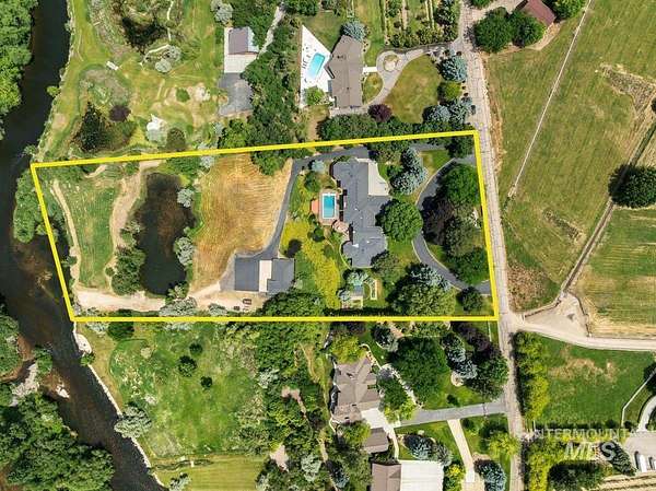 4.51 Acres of Land with Home for Sale in Meridian, Idaho