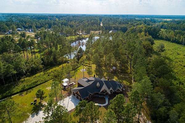 10.1 Acres of Land with Home for Sale in Thomasville, Georgia