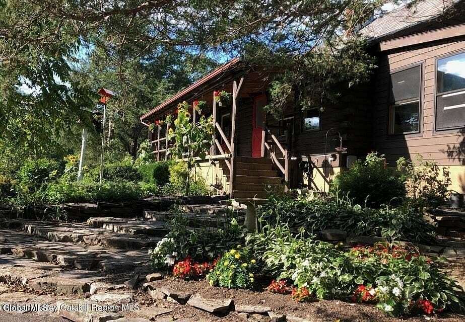 3 Acres of Land with Home for Sale in Coxsackie, New York