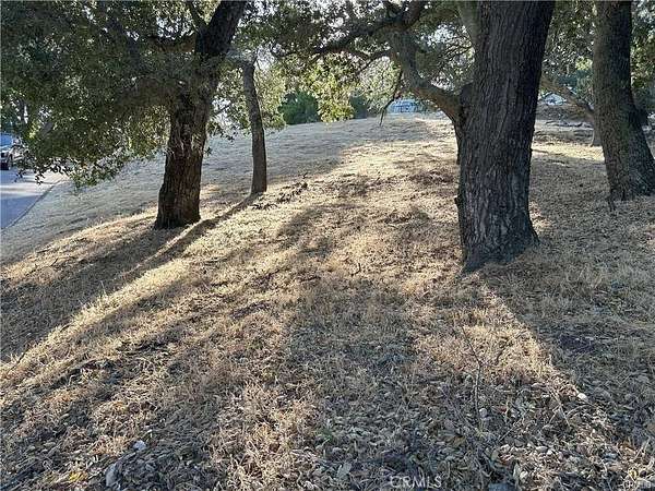 0.5 Acres of Land for Sale in Atascadero, California