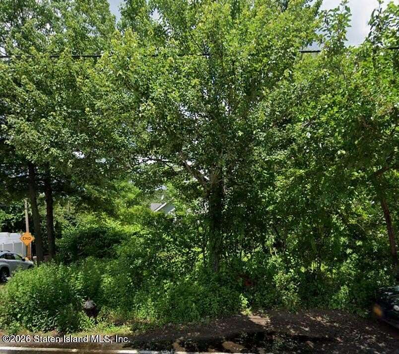 0.09 Acres of Residential Land for Sale in Staten Island, New York