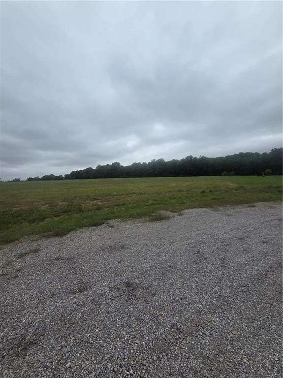4.1 Acres of Residential Land for Sale in Frontenac, Kansas