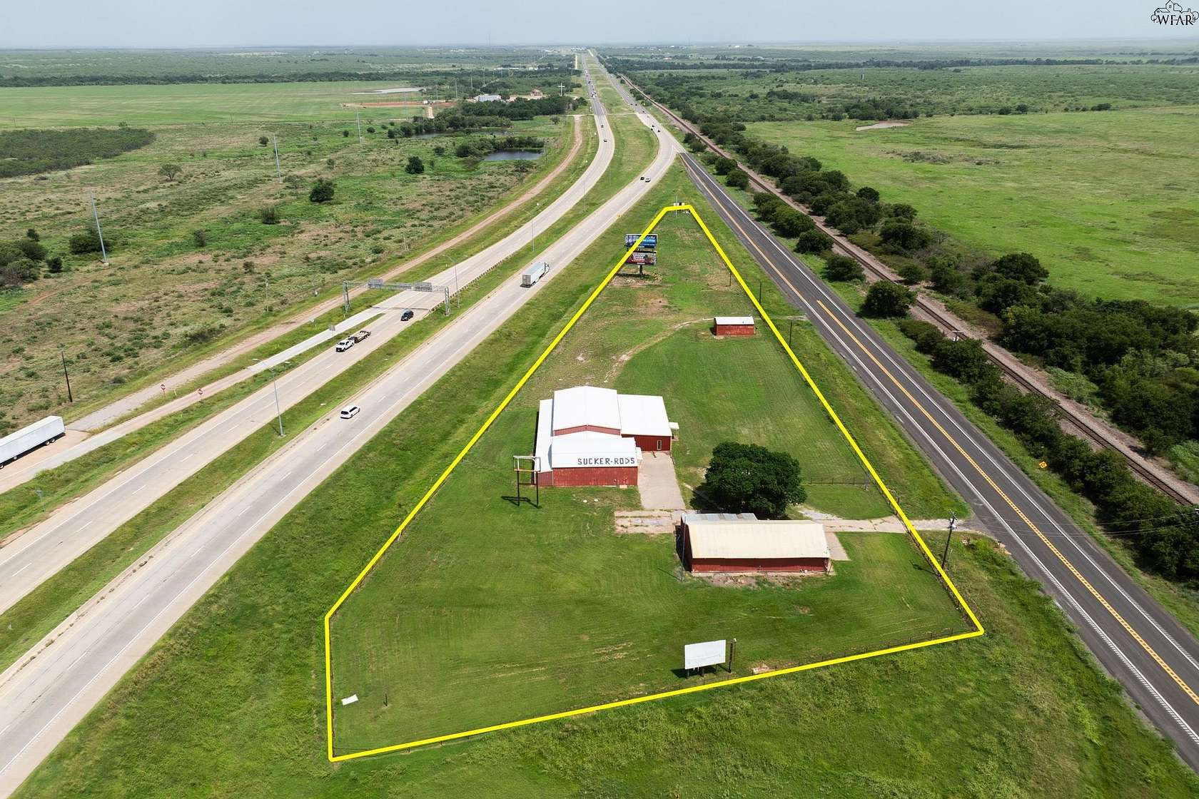 3.5 Acres of Improved Commercial Land for Sale in Wichita Falls, Texas