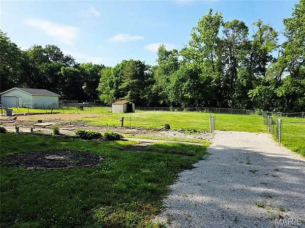 0.44 Acres of Residential Land for Sale in Belleville, Illinois