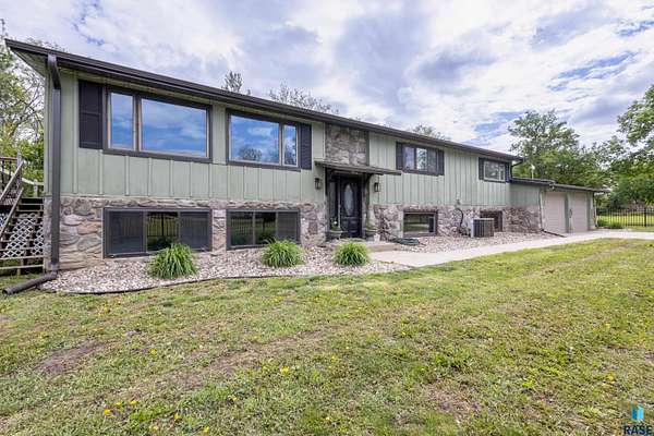2.37 Acres of Land with Home for Sale in Beresford, South Dakota