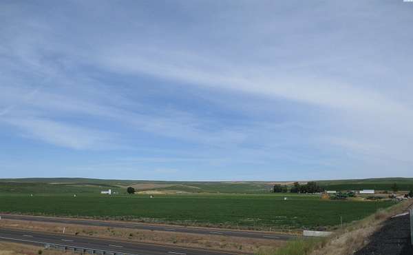 67 Acres of Improved Agricultural Land for Sale in Touchet, Washington