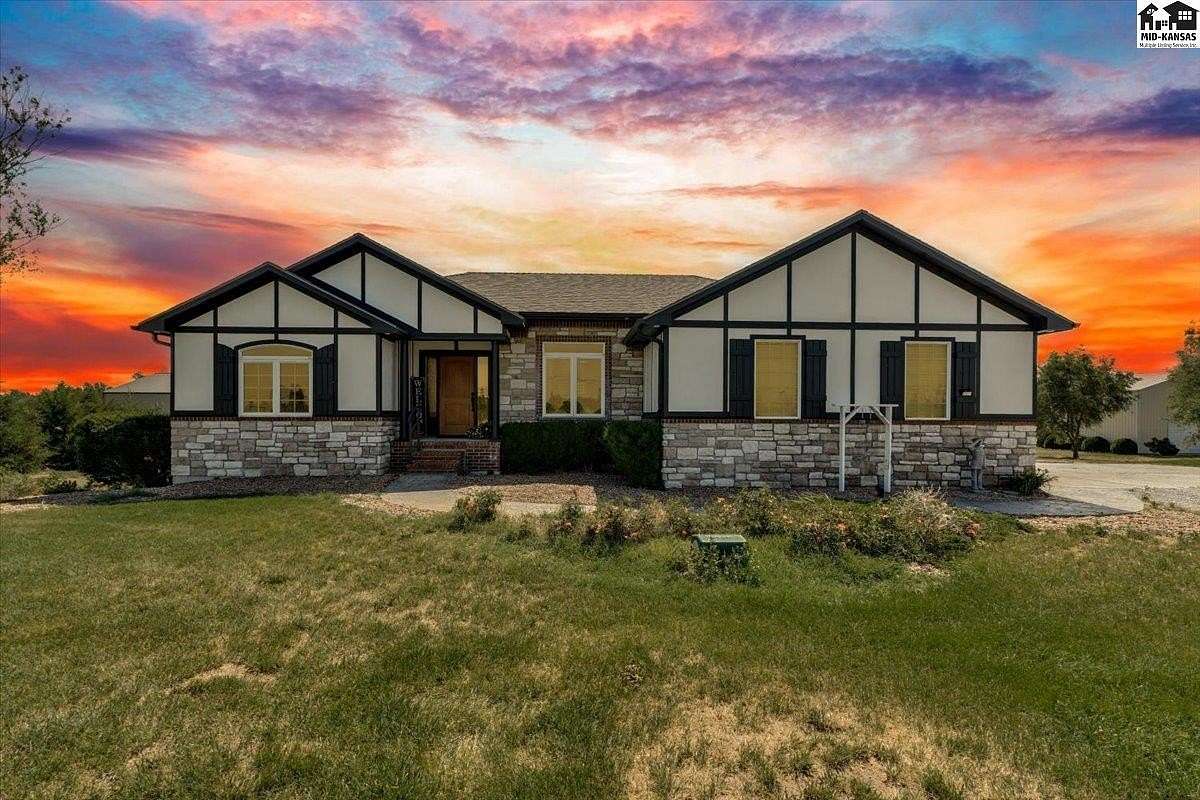 2 Acres of Land with Home for Sale in Hutchinson, Kansas