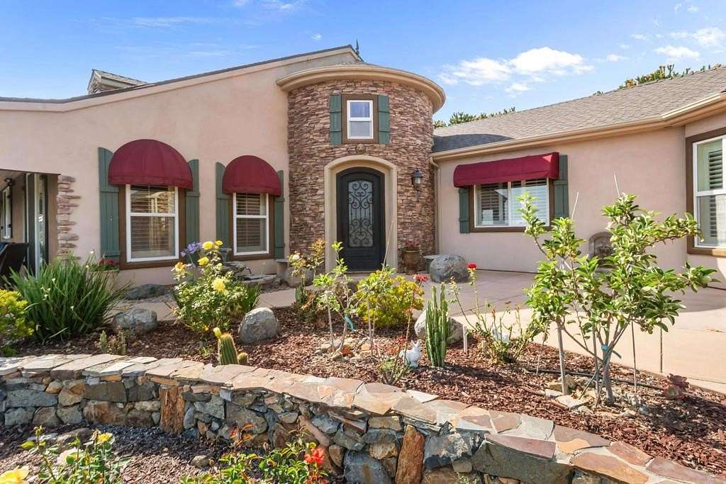 4.26 Acres of Land with Home for Sale in Vista, California