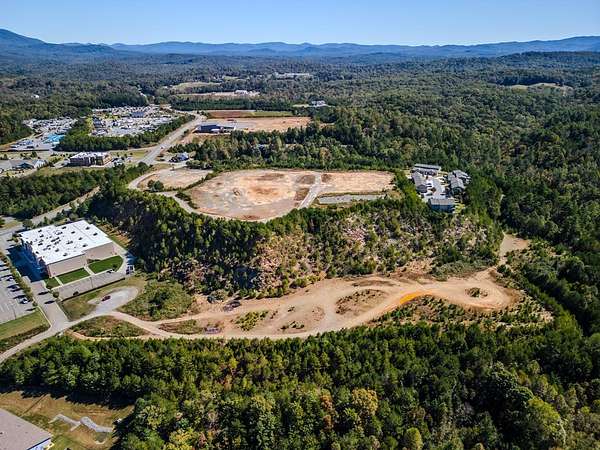 12.9 Acres of Commercial Land for Lease in Ellijay, Georgia