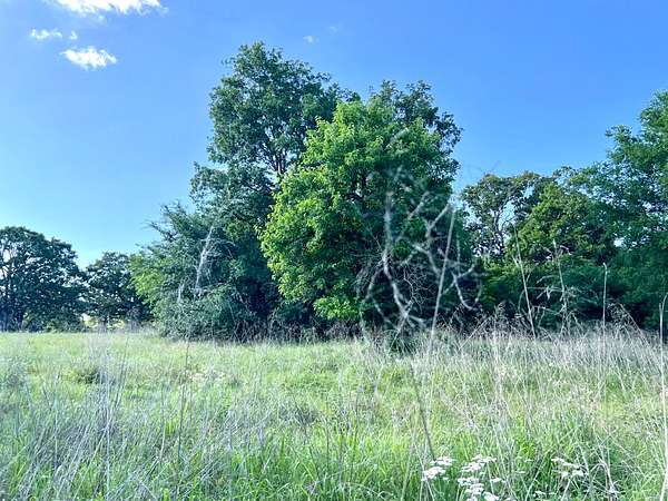 5 Acres of Residential Land for Sale in Tishomingo, Oklahoma