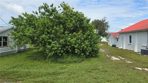 0.09 Acres of Commercial Land for Sale in Avon Park, Florida