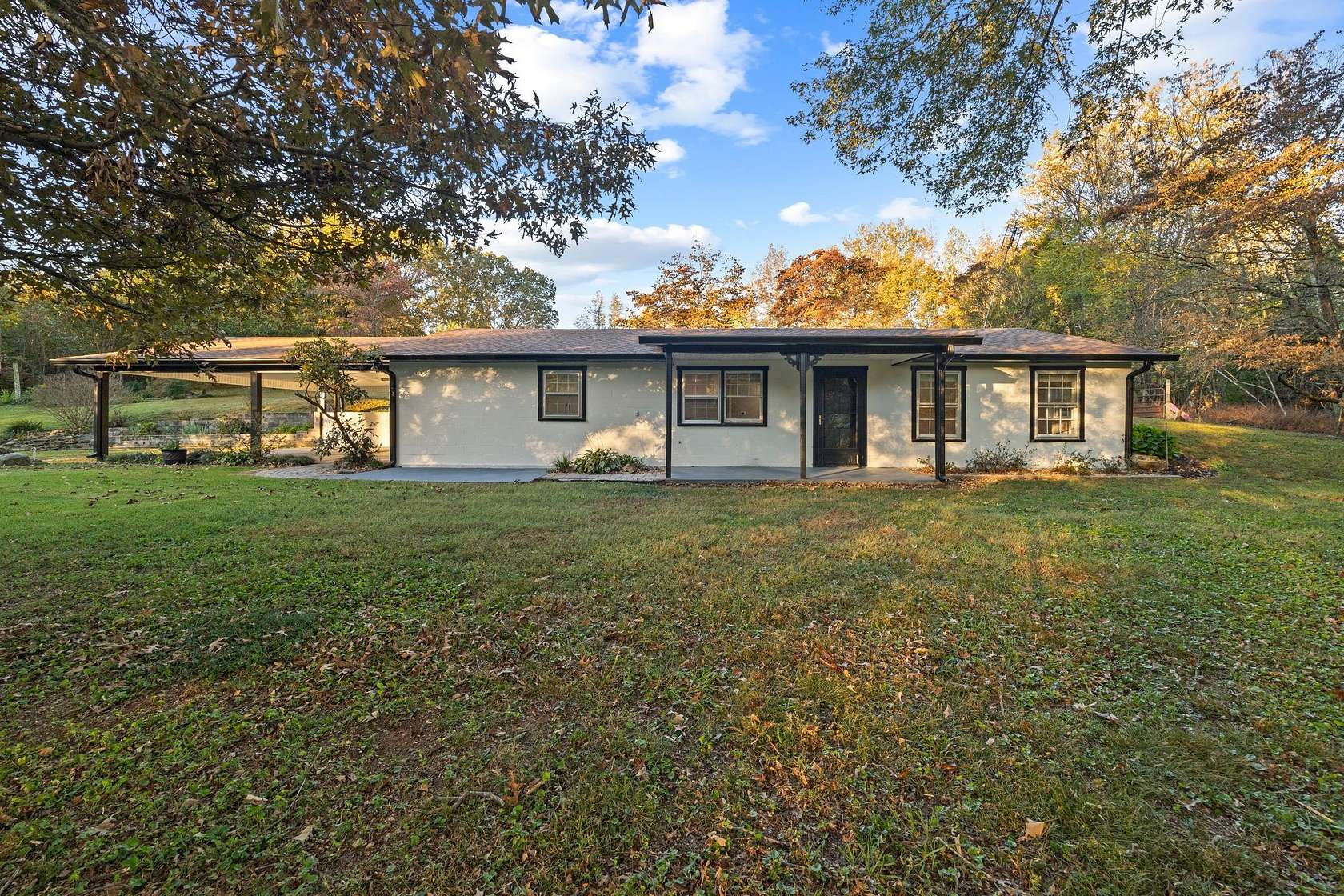 5.9 Acres of Land with Home for Sale in Leoma, Tennessee