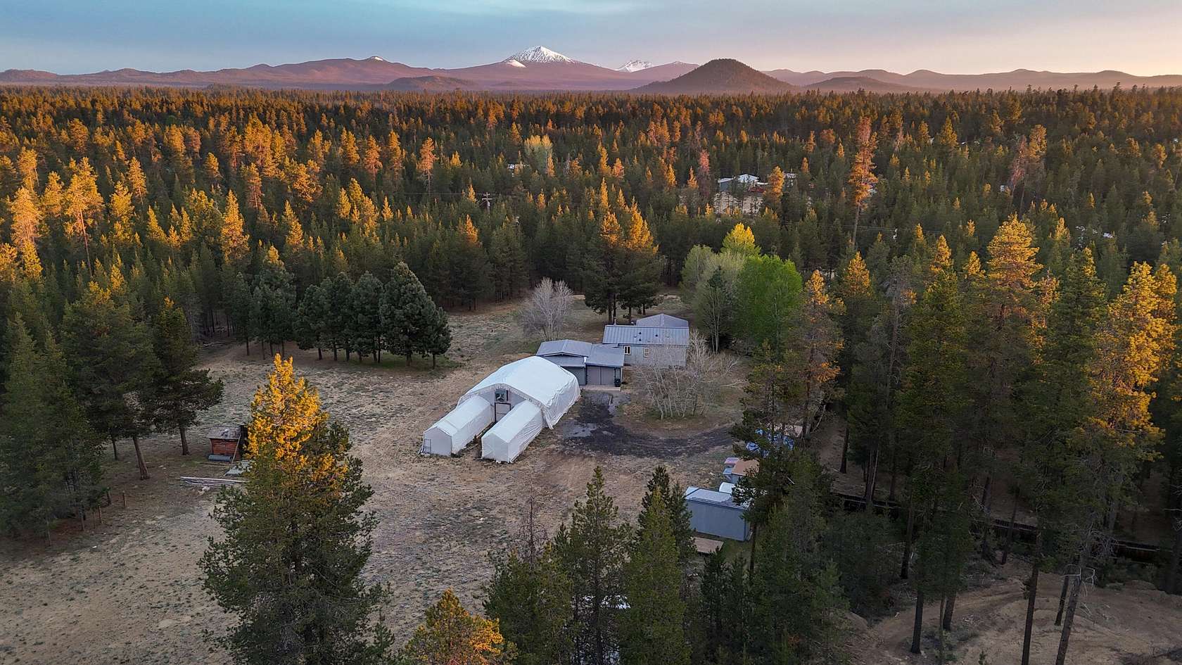 4.68 Acres of Land with Home for Sale in La Pine, Oregon