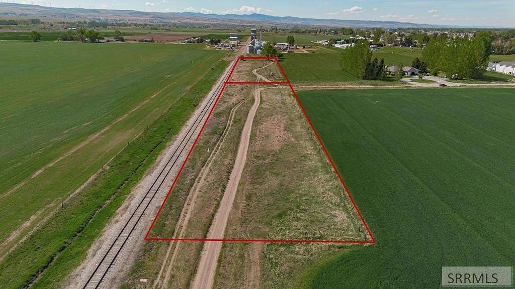 2.45 Acres of Commercial Land for Sale in Iona, Idaho