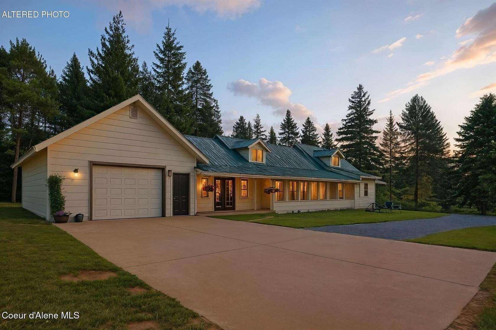 20 Acres of Land with Home for Sale in Sandpoint, Idaho