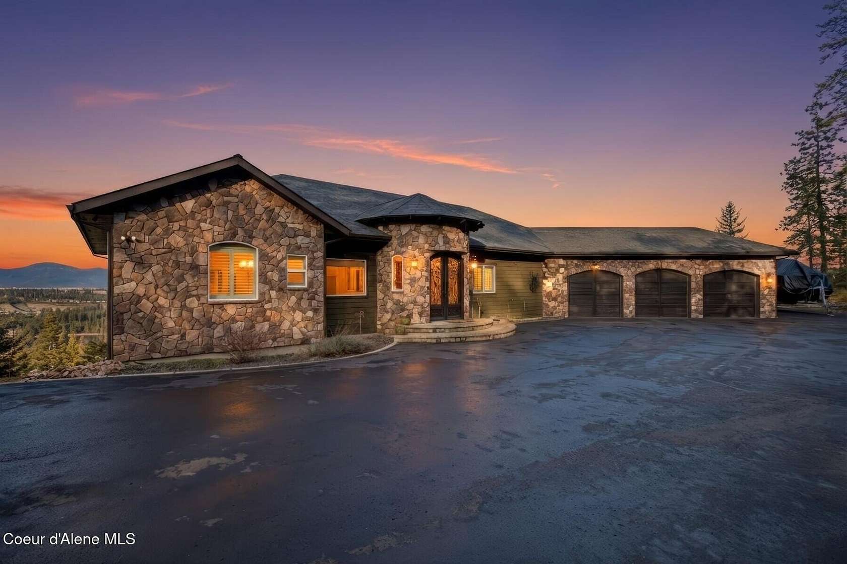 12.5 Acres of Land with Home for Sale in Coeur d'Alene, Idaho