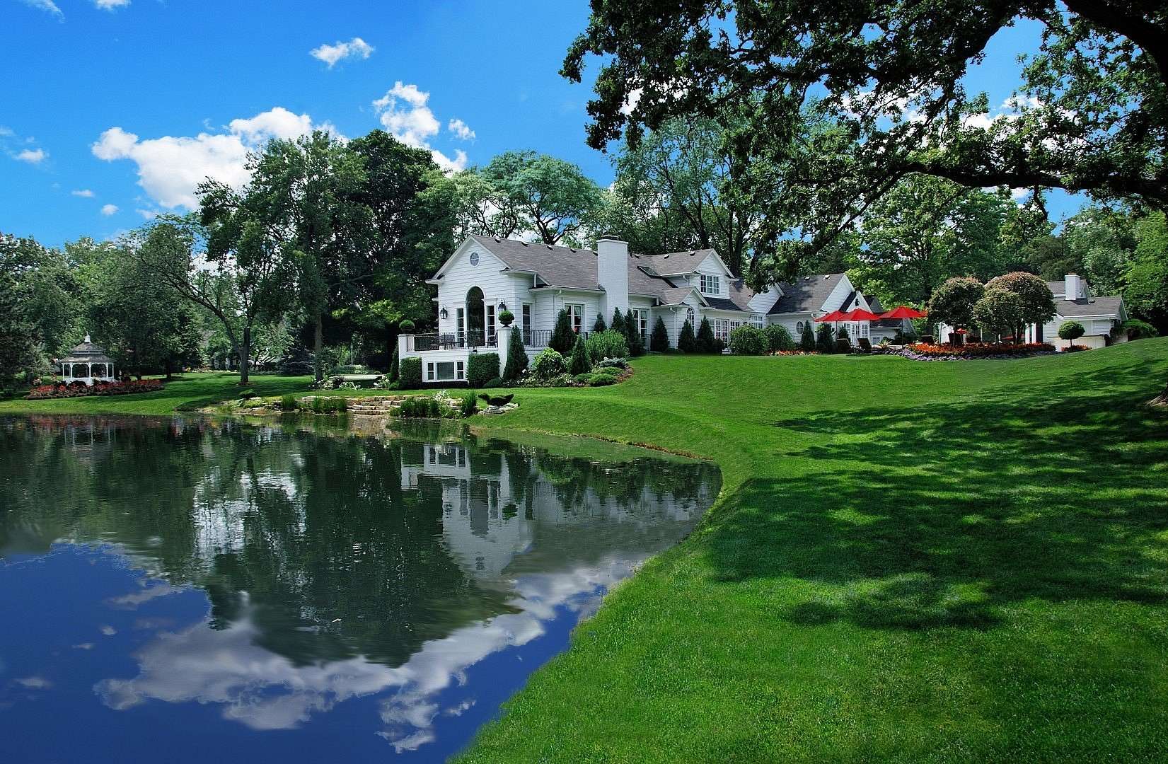10 Acres of Land with Home for Sale in North Barrington, Illinois