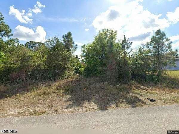 0.25 Acres of Residential Land for Sale in Lehigh Acres, Florida