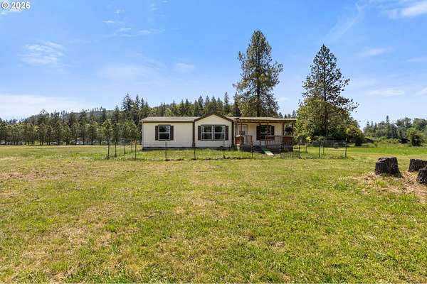5.4 Acres of Land with Home for Sale in Sutherlin, Oregon