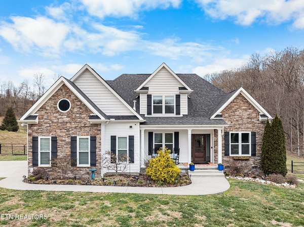 7.2 Acres of Land with Home for Sale in Andersonville, Tennessee